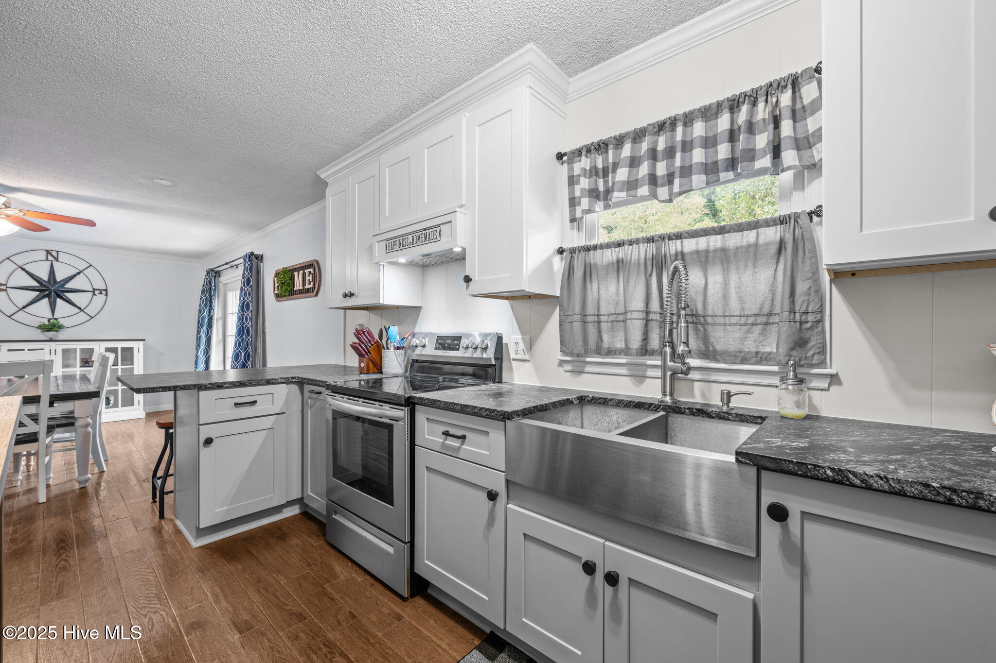 231 Church Road Havelock, NC 28532 - Photo 14 of 35 kitchen