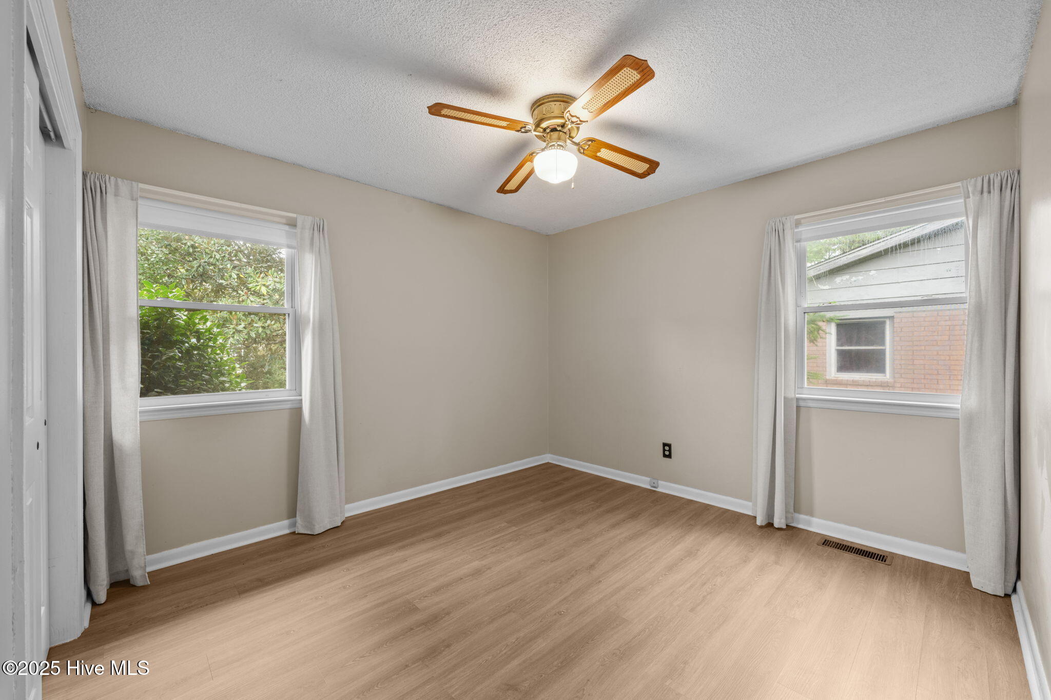 231 Church Road Havelock, NC 28532 - Photo 24 of 35 guest bedroom #2