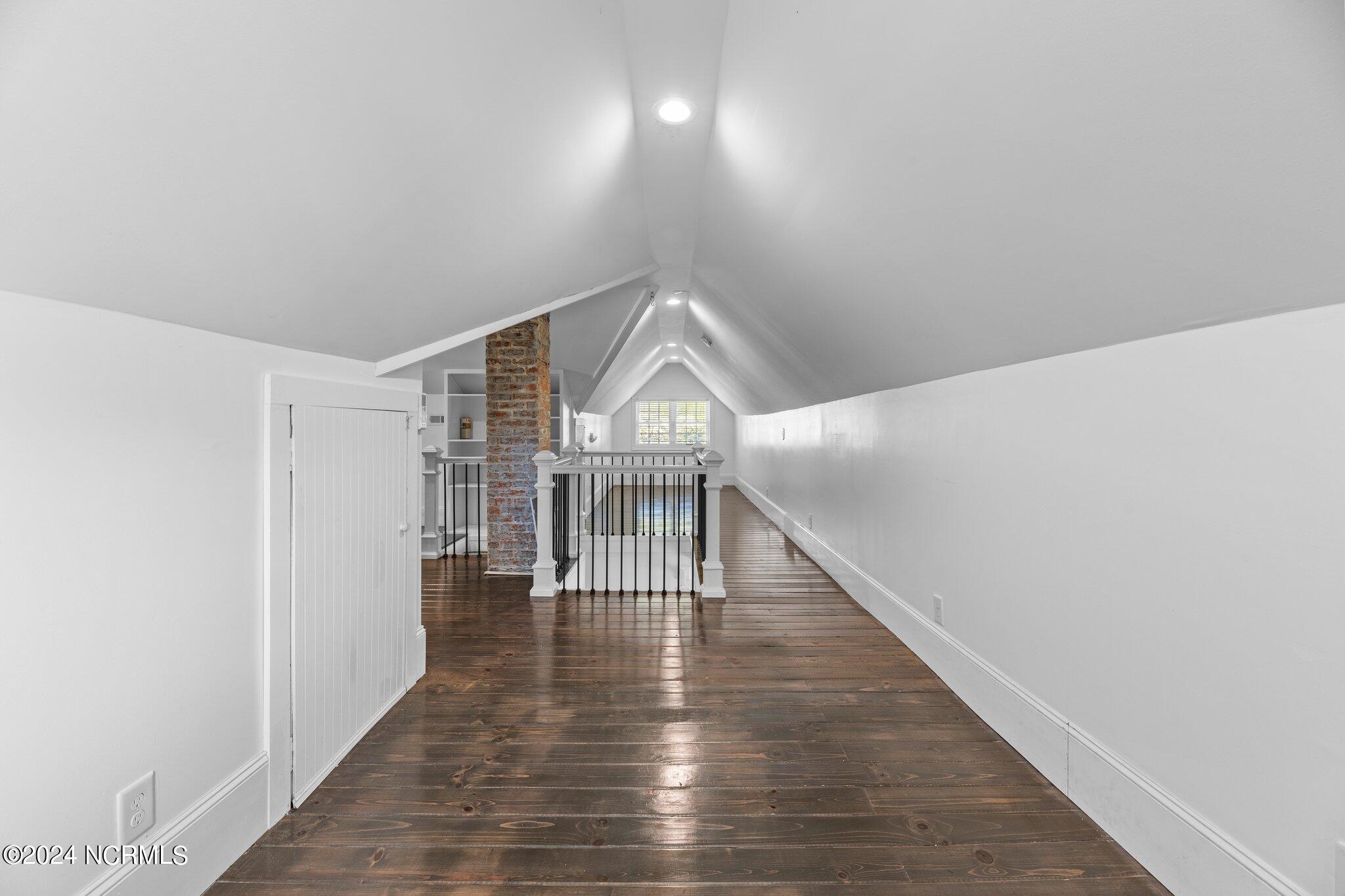 1502 Rhem Avenue New Bern, NC 28560 - Photo 45 of 67 56-web-or-mls-DSC_2429