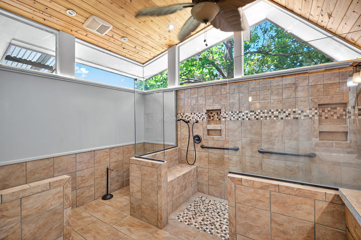 1501 Providence Church Road Anderson, SC 29626 - Photo 14 of 49 Updated Primary Bath