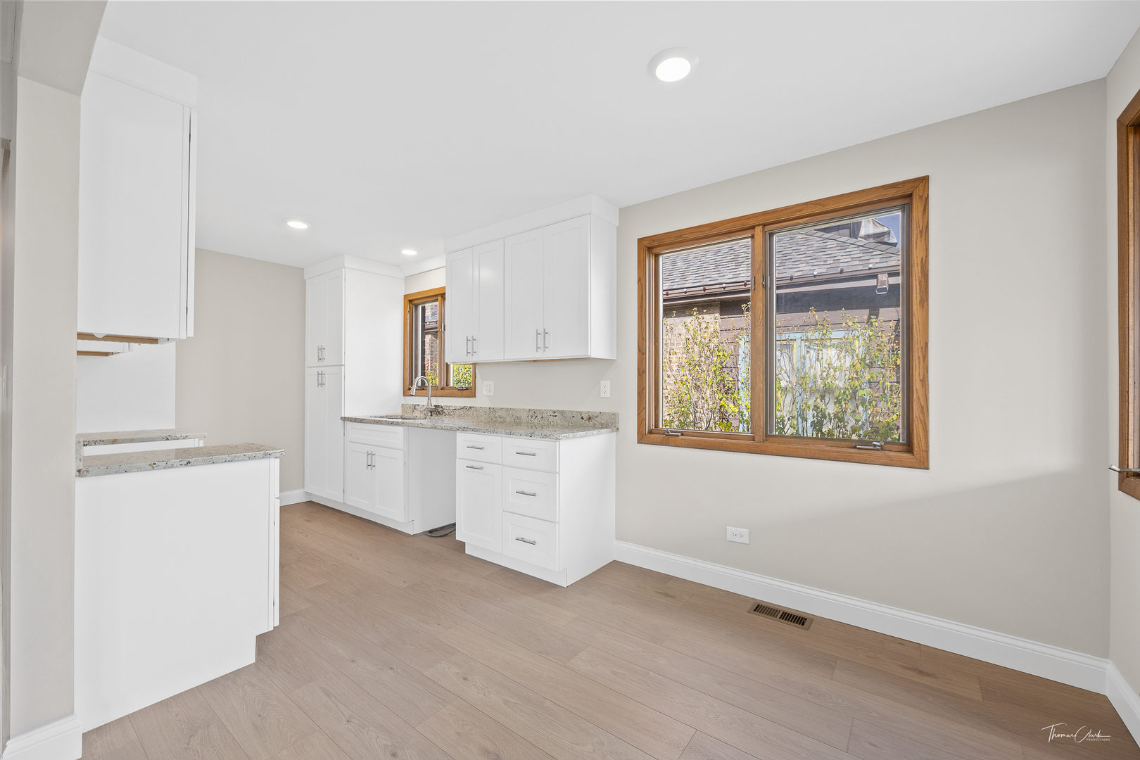 5105 North Rutherford Avenue Chicago, IL 60656 - Photo 15 of 26 Gallery Image 15