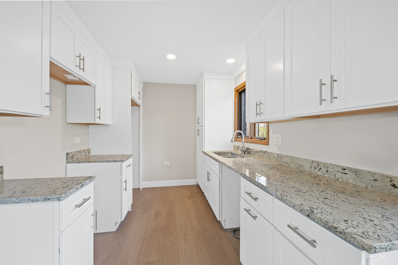 5105 North Rutherford Avenue Chicago, IL 60656 - Photo 16 of 26 Gallery Image 16