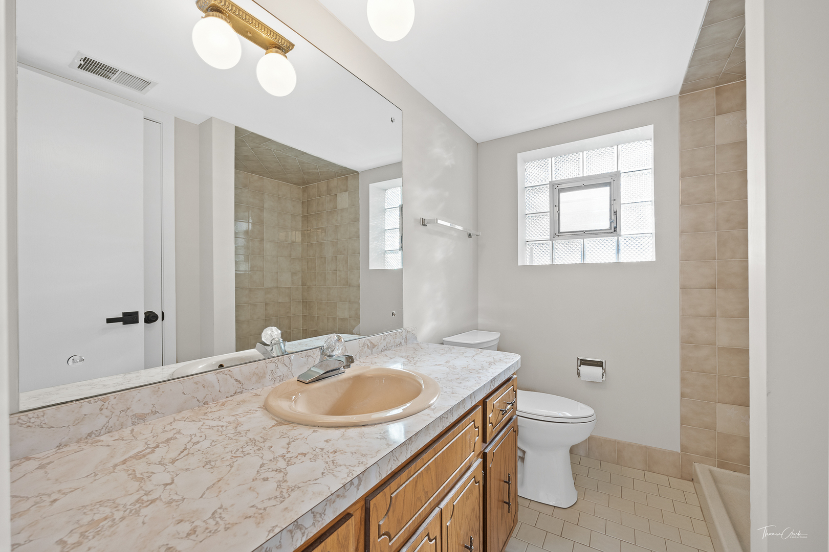 5105 North Rutherford Avenue Chicago, IL 60656 - Photo 20 of 26 Gallery Image 20