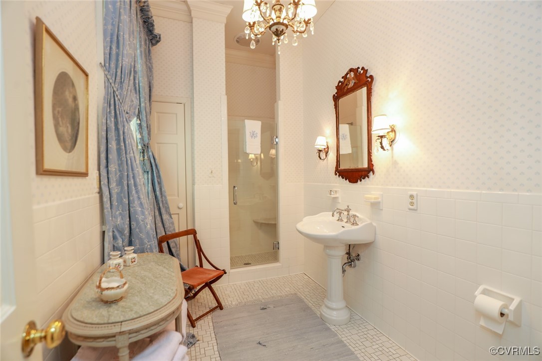 207 Massie Road Richmond, VA 23221 - Photo 35 of 50 Bedroom Three full bath with shower, linen closet