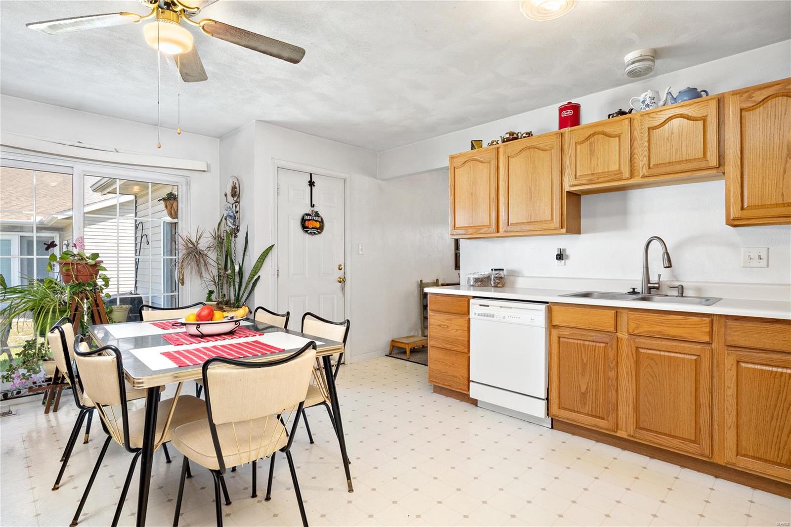 207 Mueller Lane Waterloo, IL 62298 - Photo 6 of 24