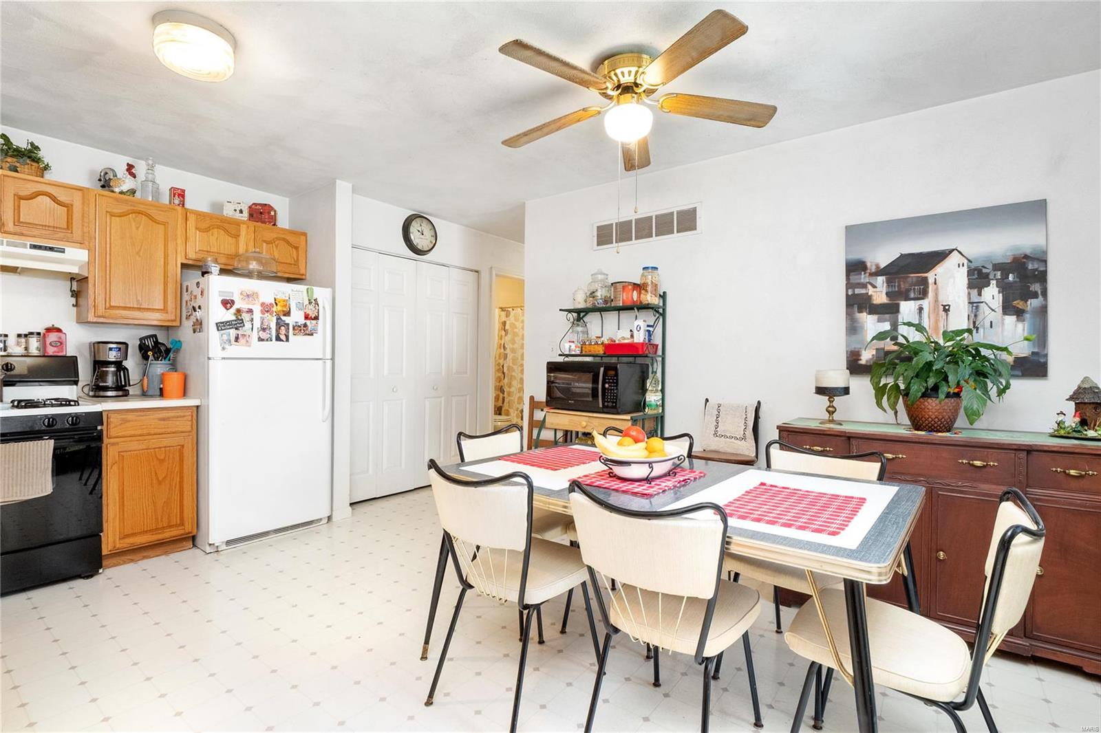 207 Mueller Lane Waterloo, IL 62298 - Photo 7 of 24