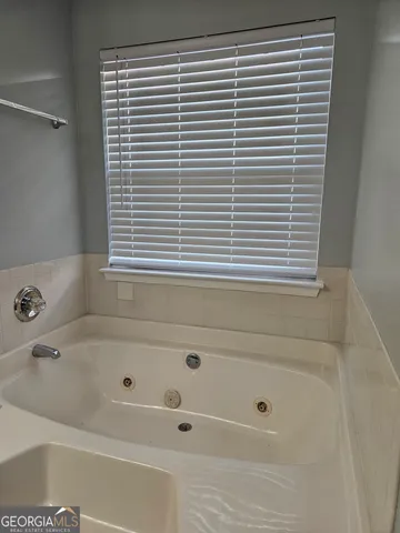 $289,000 | 2021 Registry Drive, Hampton, GA 30228