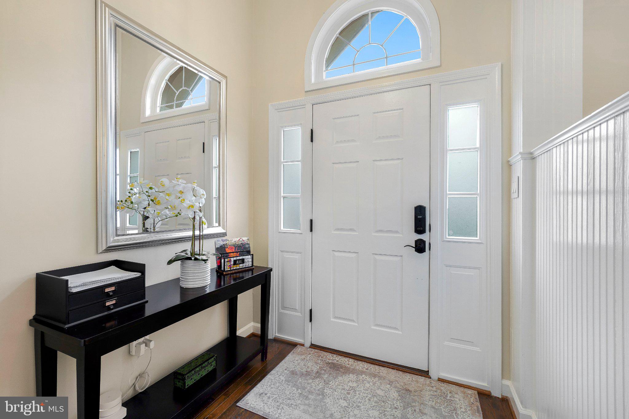 11405 Cedar Ridge Drive Potomac, MD 20854 - Photo 3 of 30 Gallery Image 3