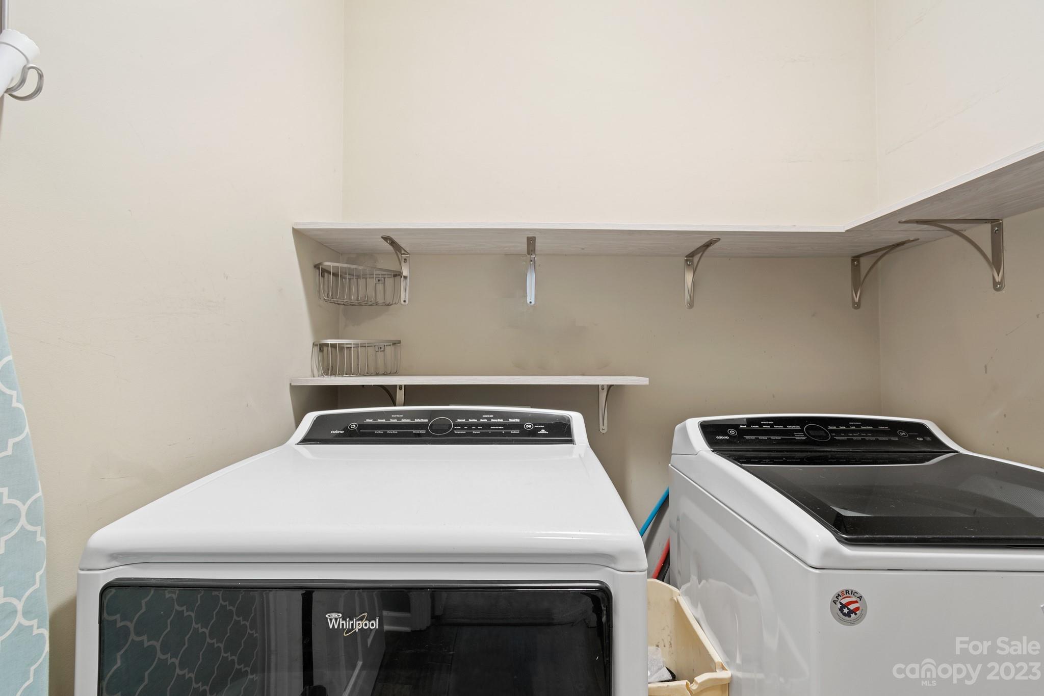 847 Knightsbridge Road Fort Mill, SC 29708 - Photo 23 of 27 a utility room with dryer and washer