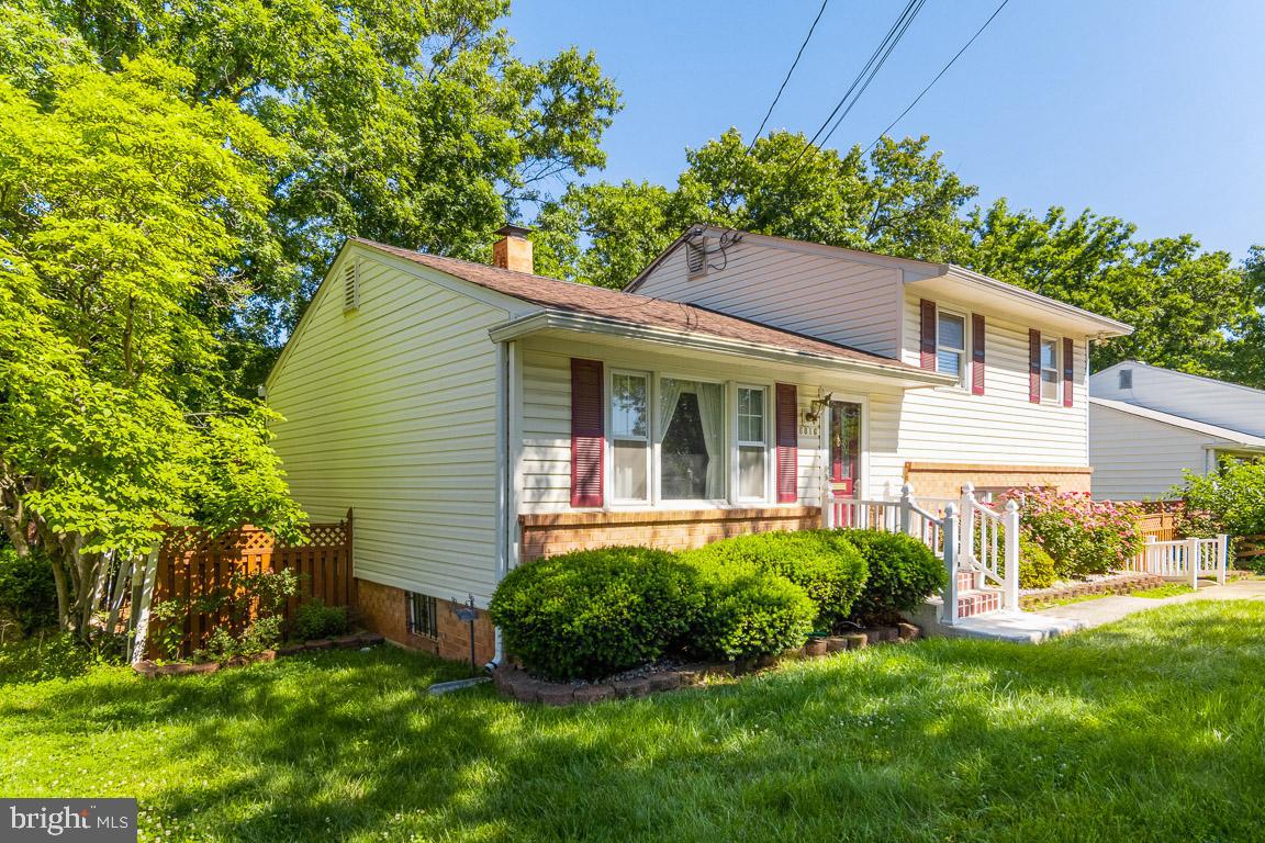 6816 Elbrook Road Hyattsville, MD 20784 - Photo 2 of 32 Gallery Image 2