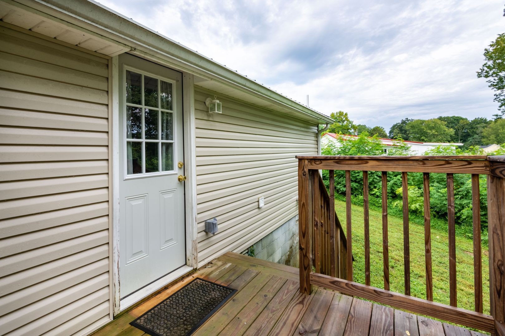 605 Days Road Lafayette, TN 37083 - Photo 14 of 17