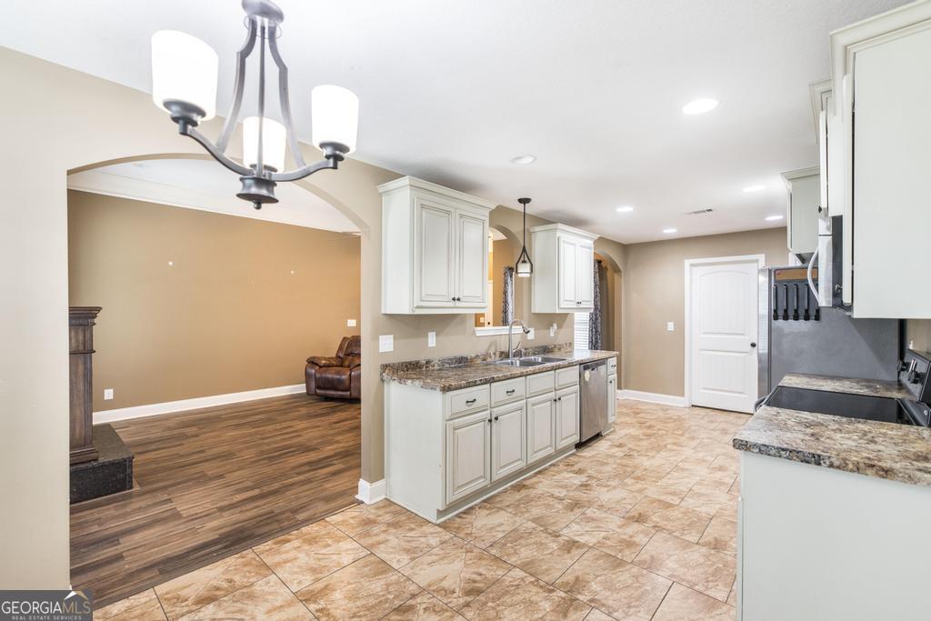 320 Haven Way Perry, GA 31069 - Photo 11 of 30