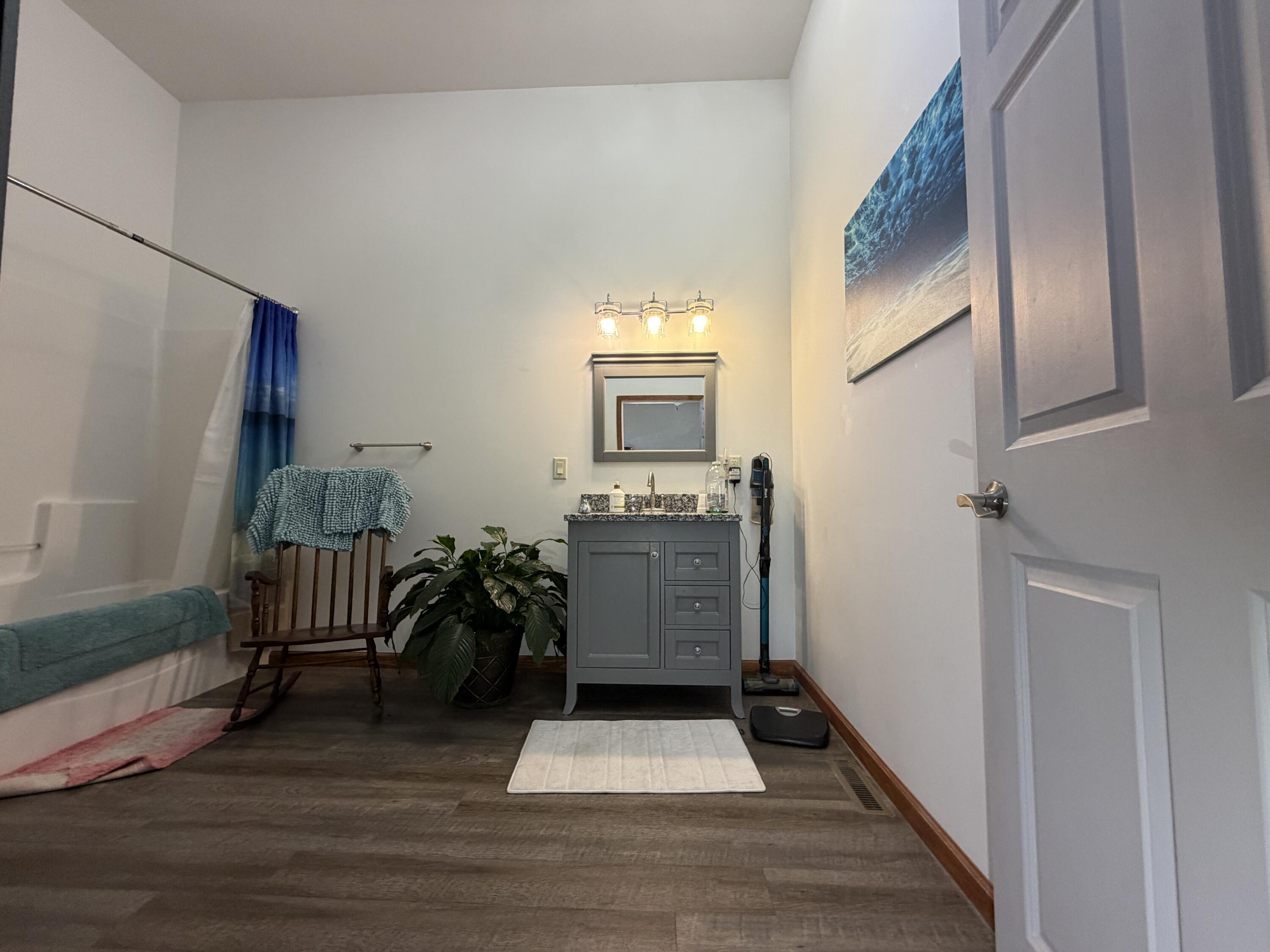 2916 72nd Avenue Springfield, WI 54027 - Photo 56 of 119 IMG_2873