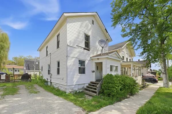 $145,000 | 427 West Marion Street, Joliet, IL 60436