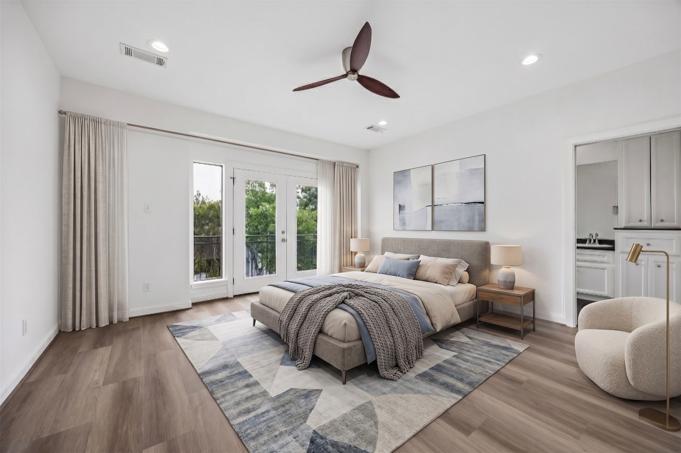 2510 Genesee Street Houston, TX 77006 - Photo 18 of 40 Primary Bedroom W/ Patio. PHOTO SHOWN IS VIRTUALLY STAGED