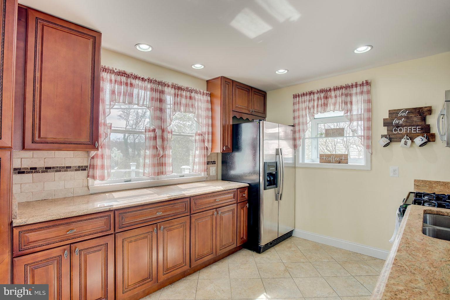 9135 Orbitan Road Baltimore, MD 21234 - Photo 16 of 43 Gallery Image 16