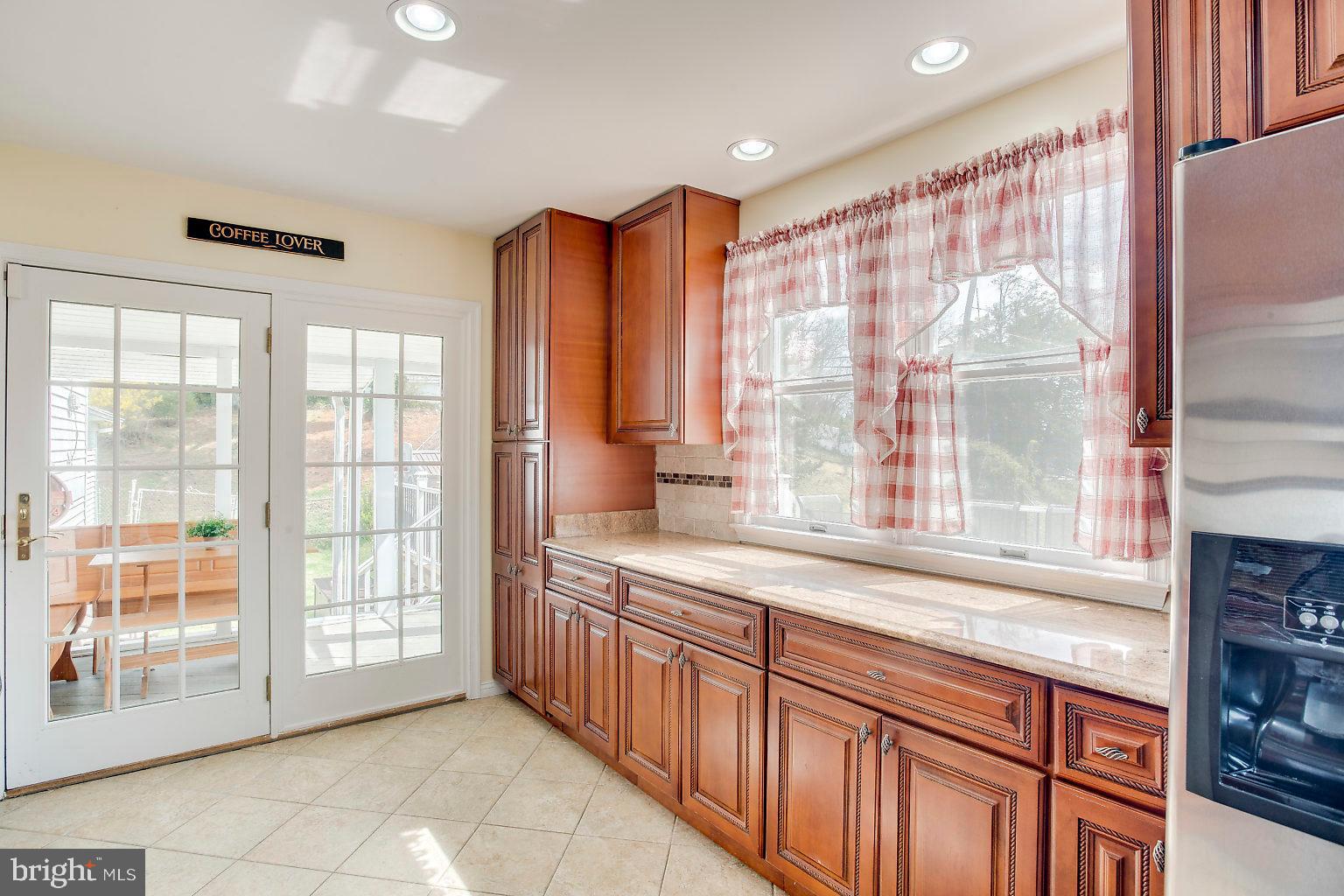 9135 Orbitan Road Baltimore, MD 21234 - Photo 18 of 43 Gallery Image 18