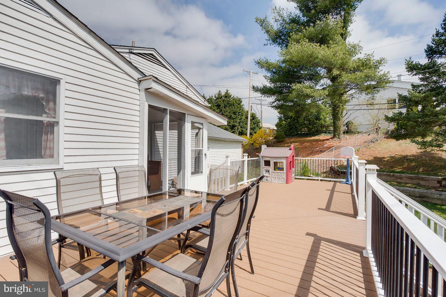 9135 Orbitan Road Baltimore, MD 21234 - Photo 39 of 43 Gallery Image 39