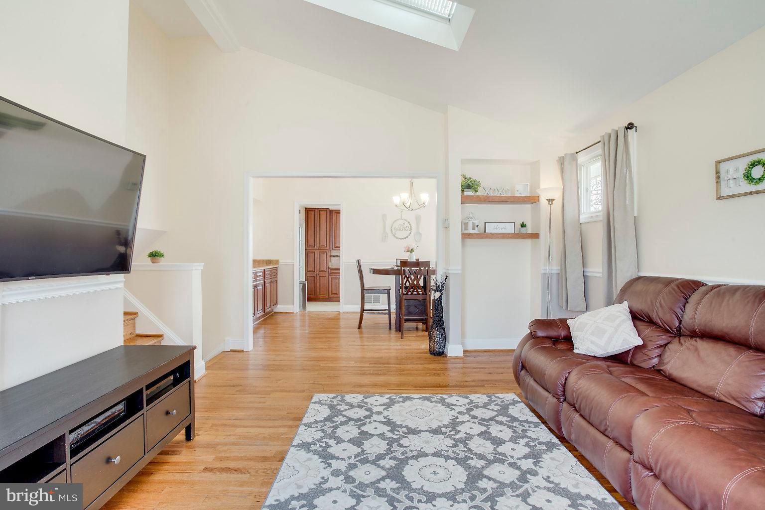 9135 Orbitan Road Baltimore, MD 21234 - Photo 8 of 43 Gallery Image 8