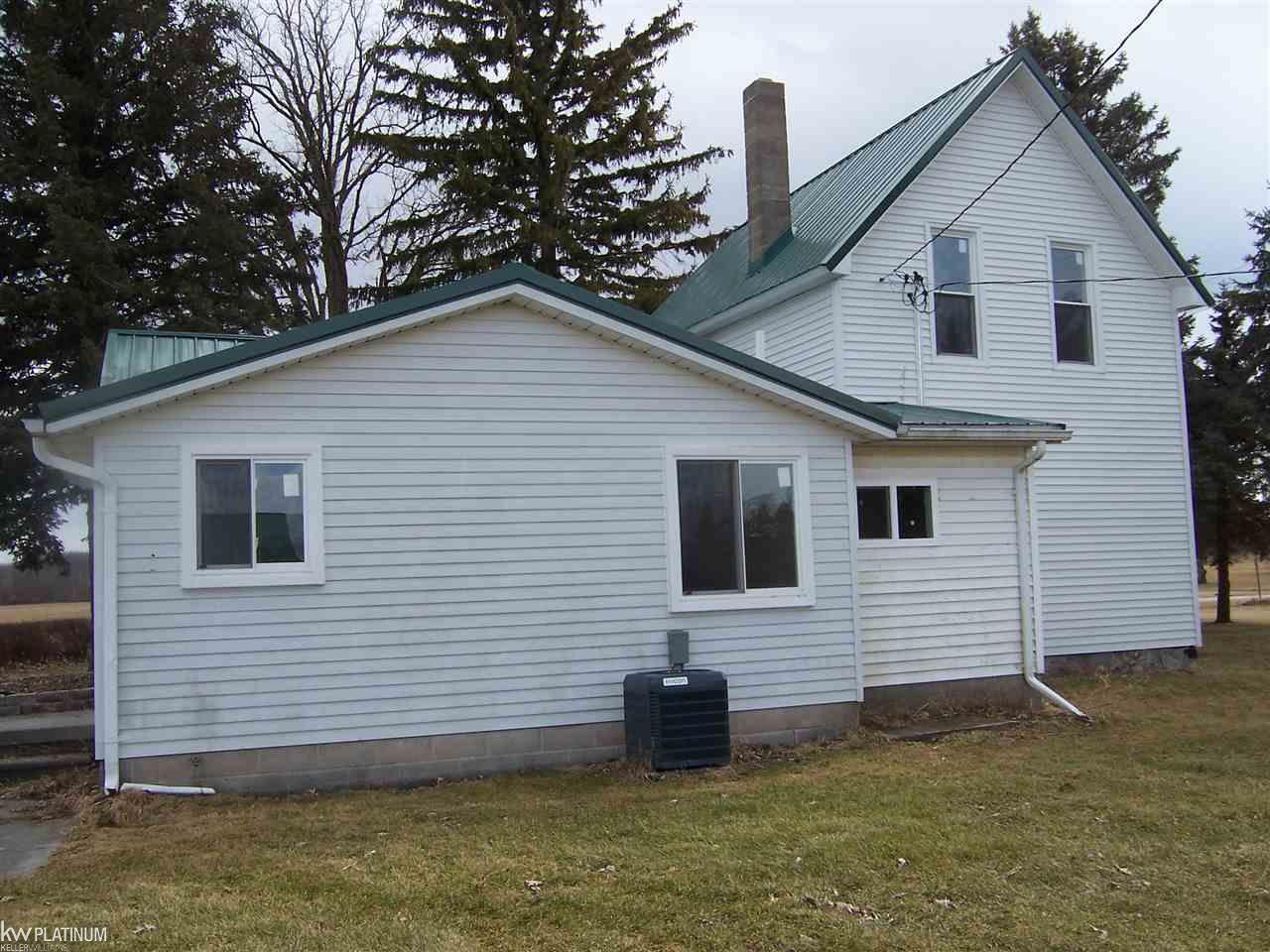 10652 Hill Road Memphis, MI 48041 - Photo 23 of 33