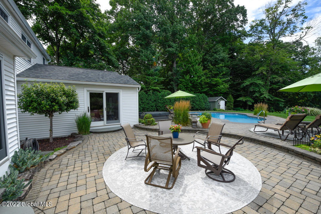 7 Colonial Green Road Colonie, NY 12211 - Photo 41 of 53 _REN5403