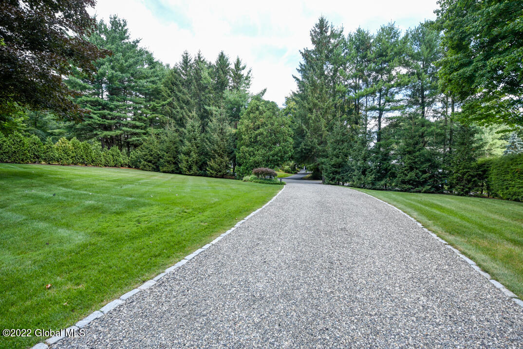 7 Colonial Green Road Colonie, NY 12211 - Photo 5 of 53 _REN5127