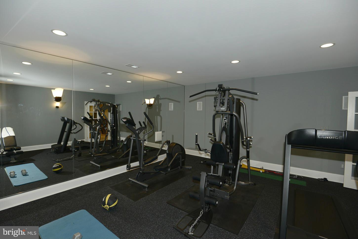 6235 Park Road McLean, VA 22101 - Photo 27 of 29 Exercise Room