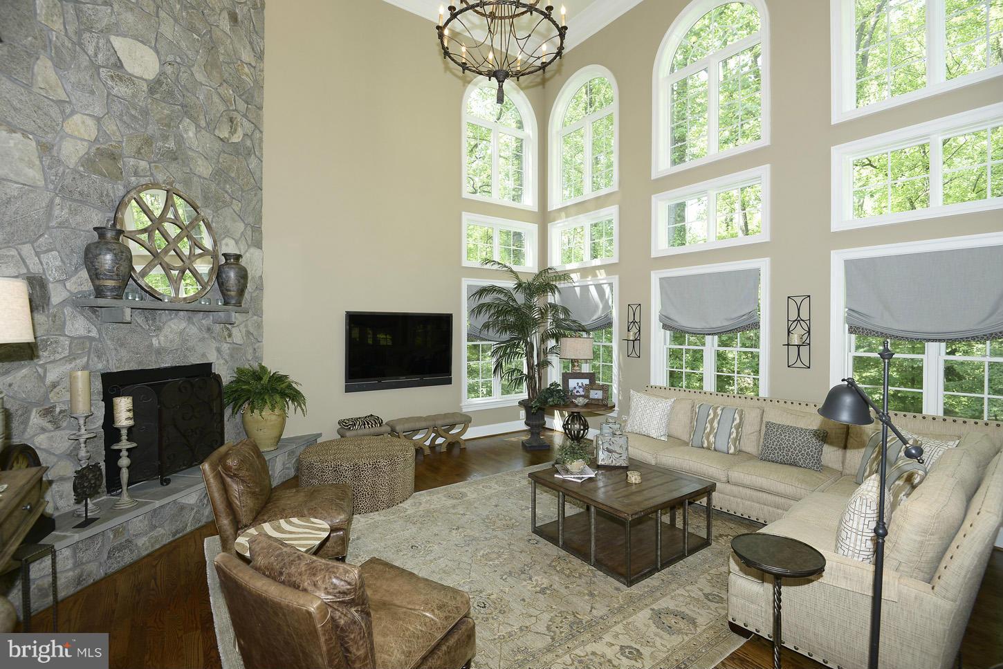 6235 Park Road McLean, VA 22101 - Photo 8 of 29 Great Room
