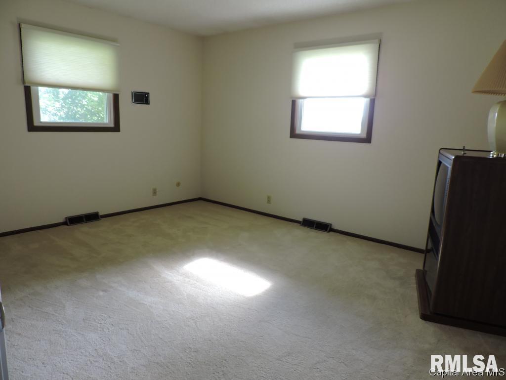 6365 Pams Court Springfield, IL 62707 - Photo 16 of 20 Gallery Image 16