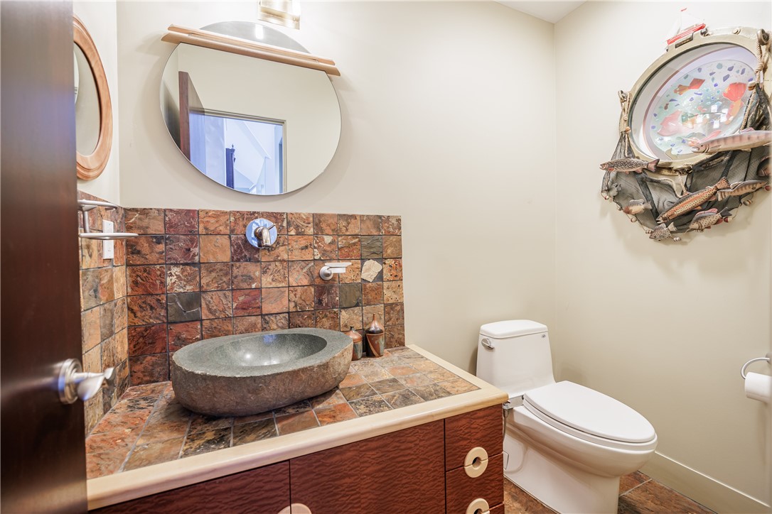 4331 Tichenor Point Canandaigua Town, NY 14424 - Photo 31 of 46