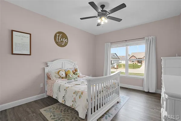 $525,000 | 212 Meridian Oaks Drive, Glen Carbon, IL 62034