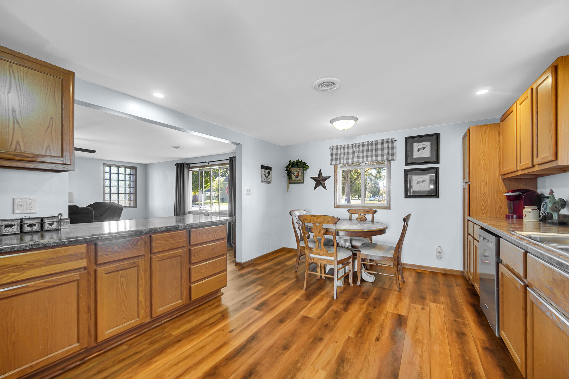 412 West Vine Street Rensselaer, IN 47978 - Photo 9 of 30 1920x1280