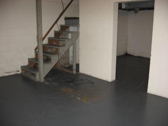 386 Barnett Road Columbus, OH 43213 - Photo 4 of 13 Gallery Image 4