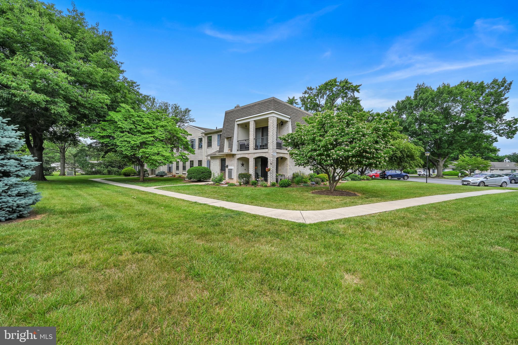 69 Valleybrook Drive Lancaster, PA 17601 - Photo 1 of 9