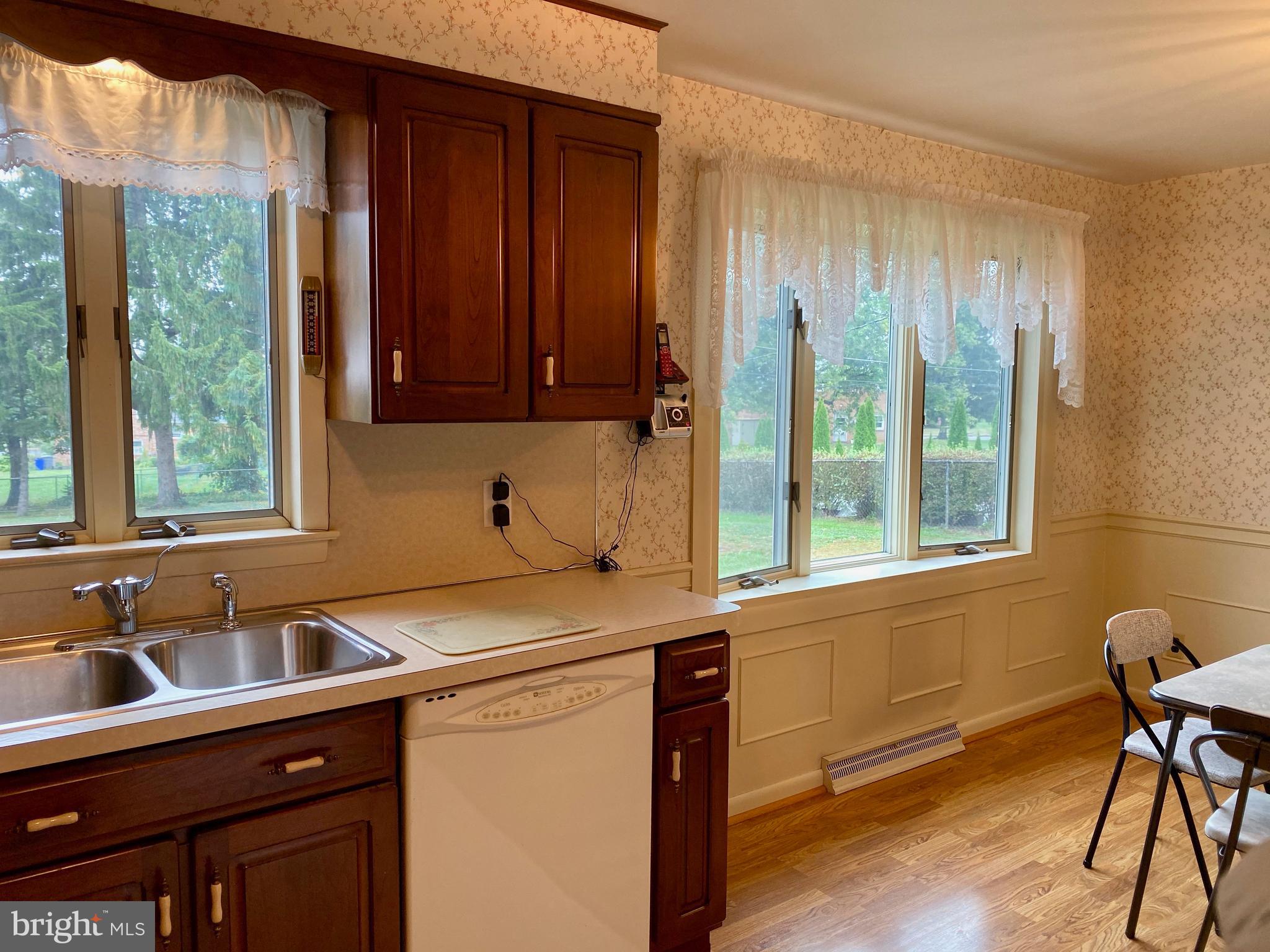 2525 Raleigh Drive York, PA 17402 - Photo 16 of 38 Gallery Image 16