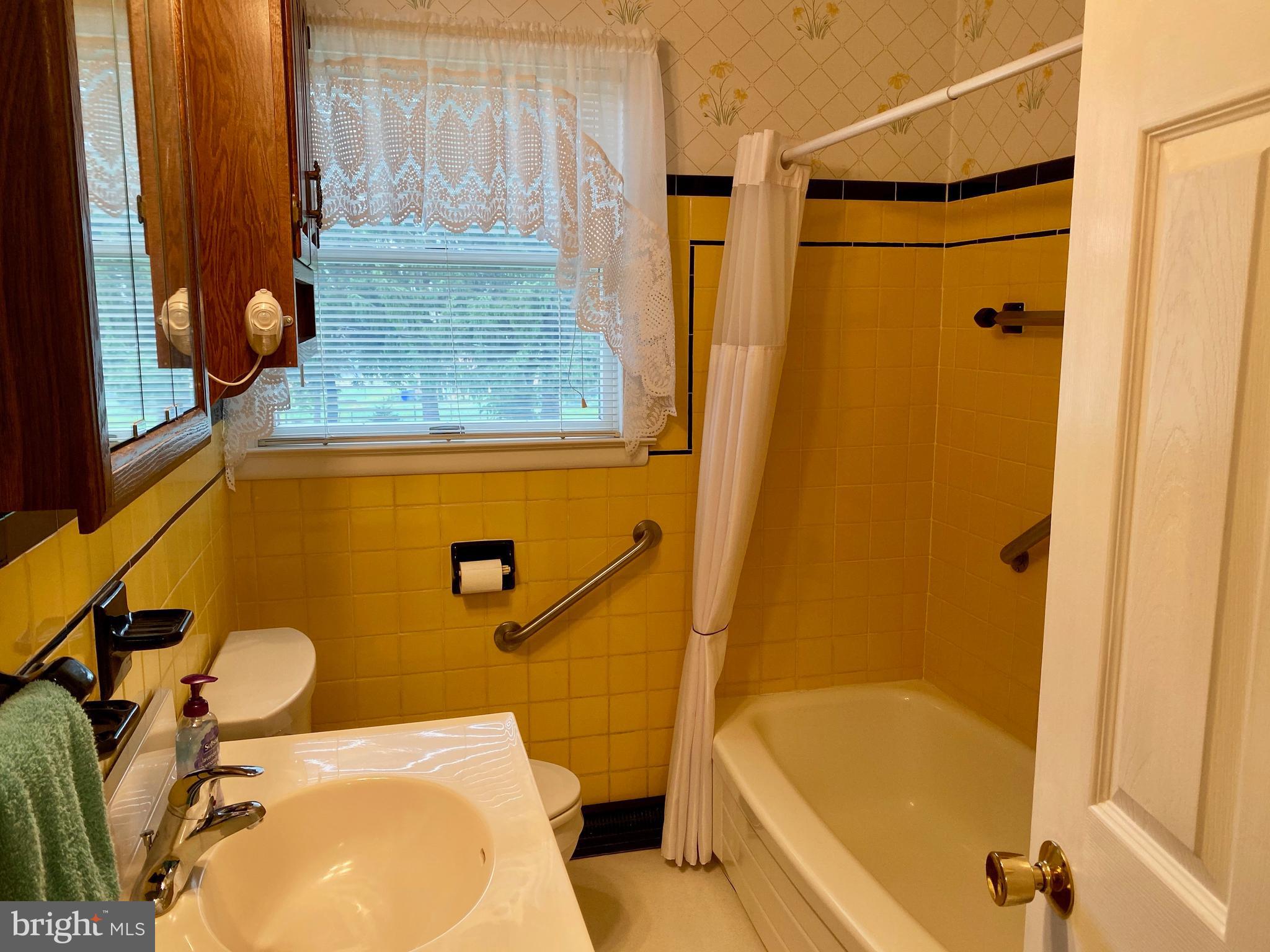 2525 Raleigh Drive York, PA 17402 - Photo 24 of 38 Gallery Image 24