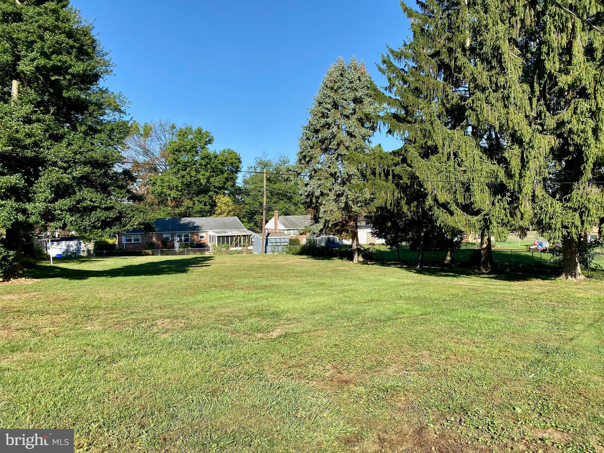 2525 Raleigh Drive York, PA 17402 - Photo 32 of 38 Gallery Image 32