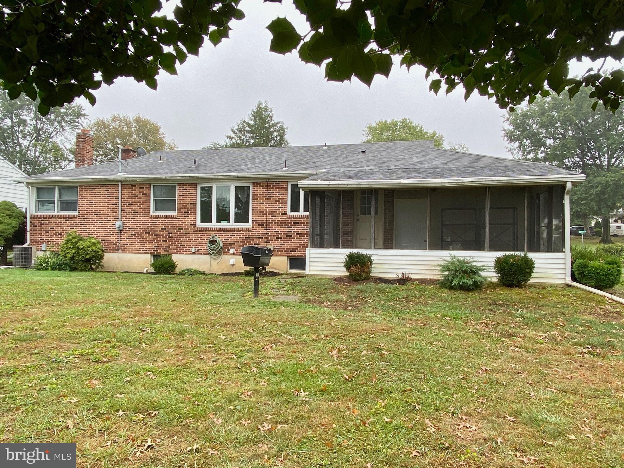 2525 Raleigh Drive York, PA 17402 - Photo 35 of 38 Gallery Image 35