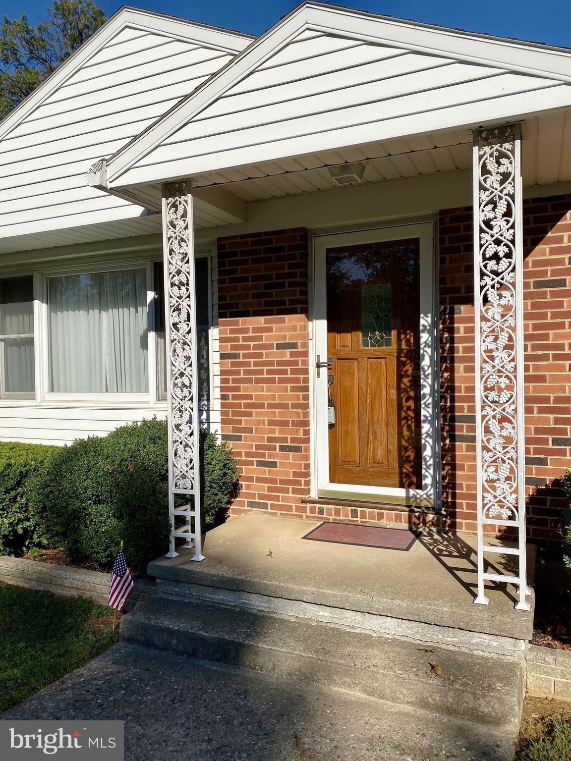 2525 Raleigh Drive York, PA 17402 - Photo 6 of 38 Gallery Image 6
