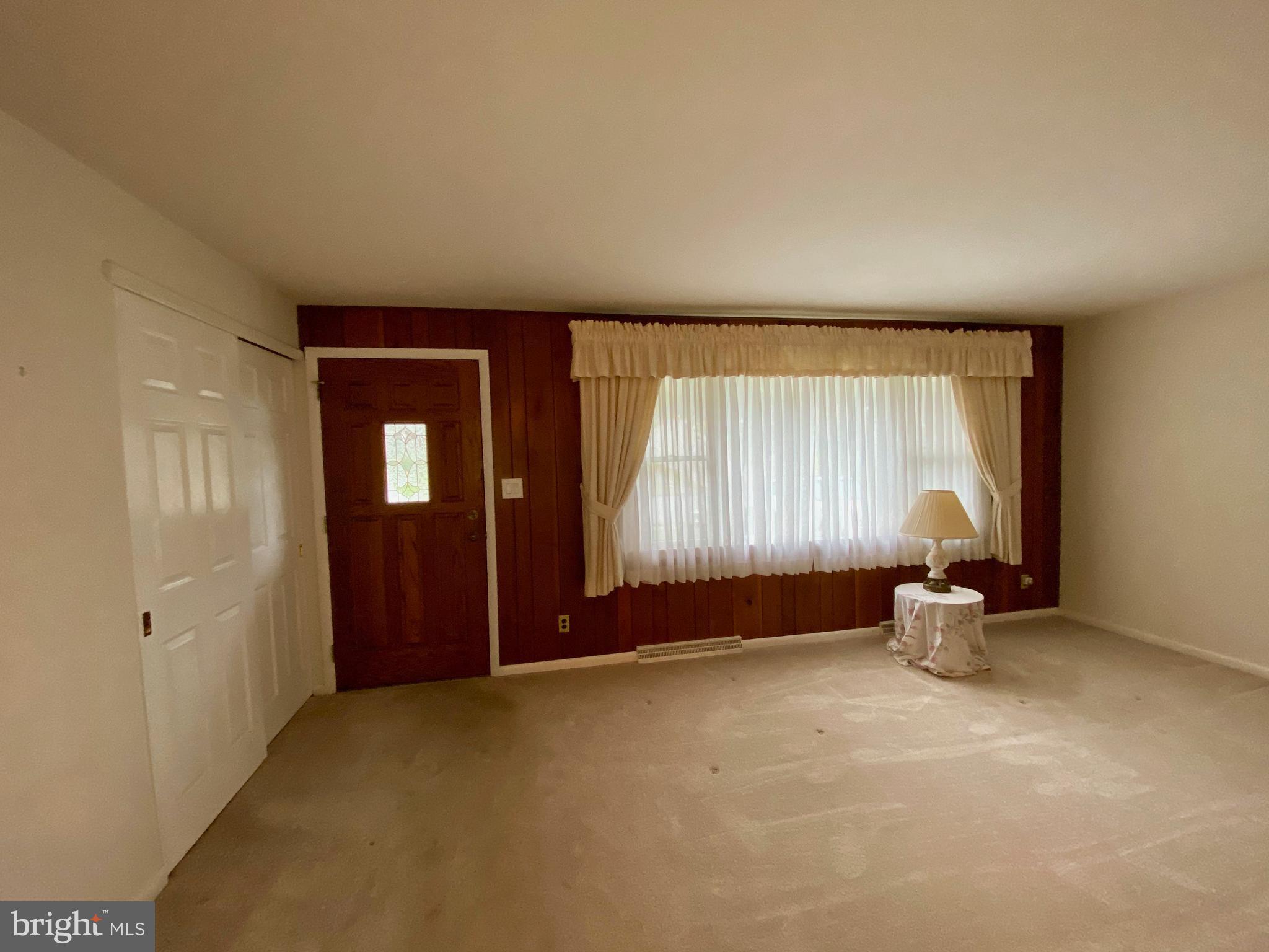 2525 Raleigh Drive York, PA 17402 - Photo 9 of 38 Gallery Image 9