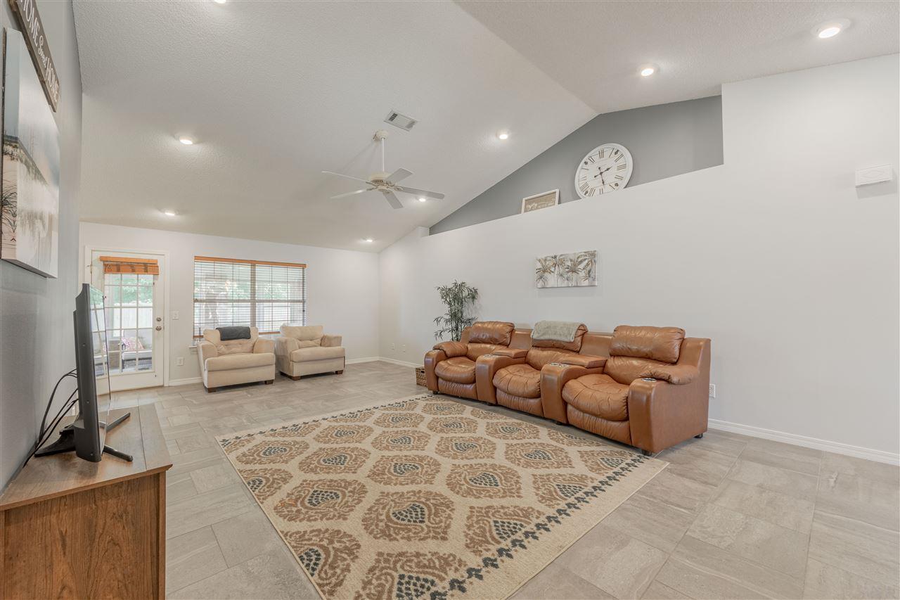 1241 Grand Ridge Circle Gulf Breeze, FL 32563 - Photo 3 of 48 Gallery Image 3