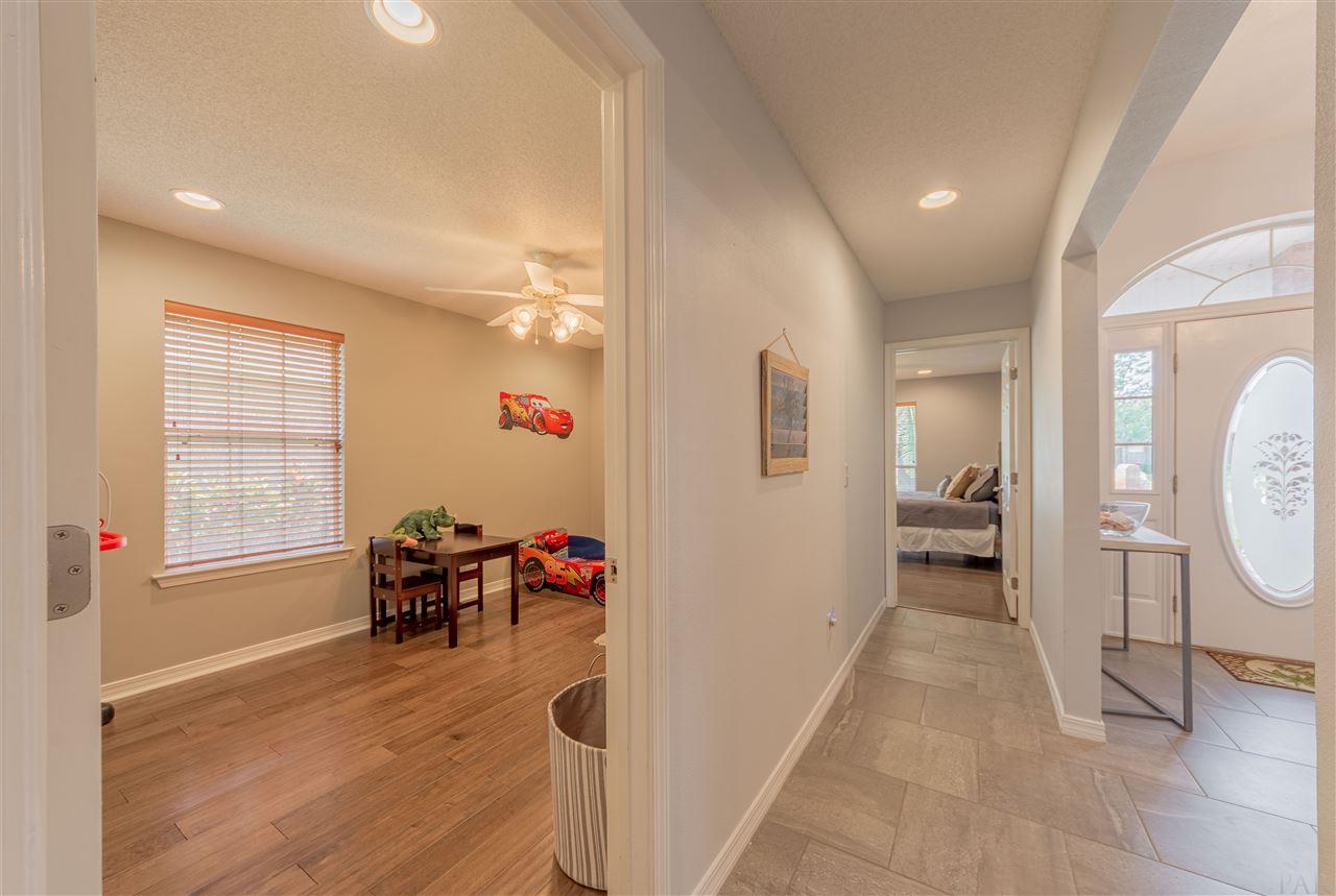 1241 Grand Ridge Circle Gulf Breeze, FL 32563 - Photo 6 of 48 Gallery Image 6