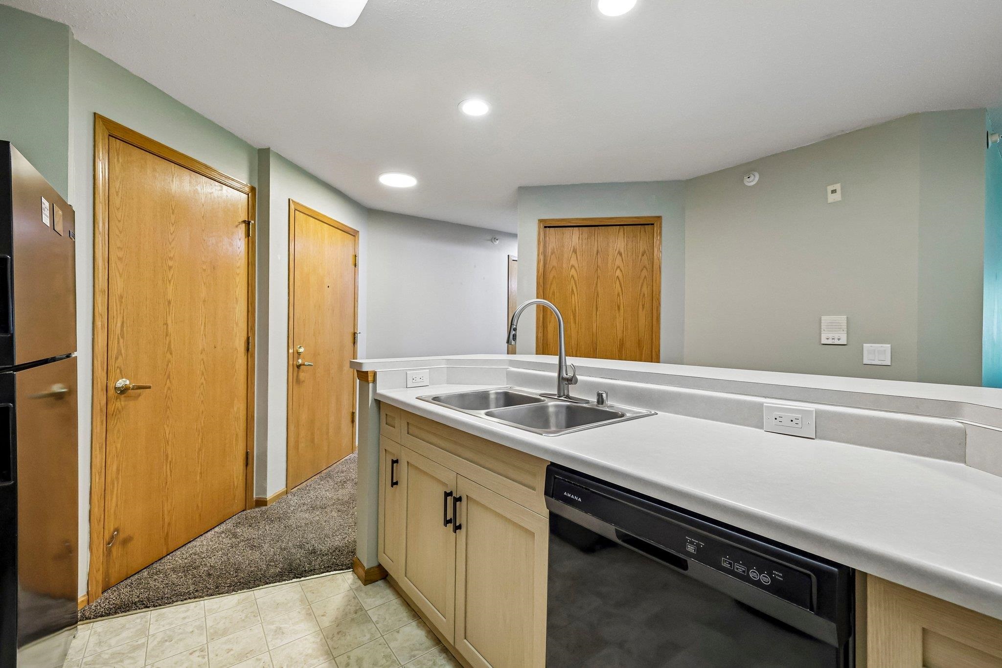 7203 Mid Town Road, Unit 212 Madison, WI 53719 - Photo 20 of 37