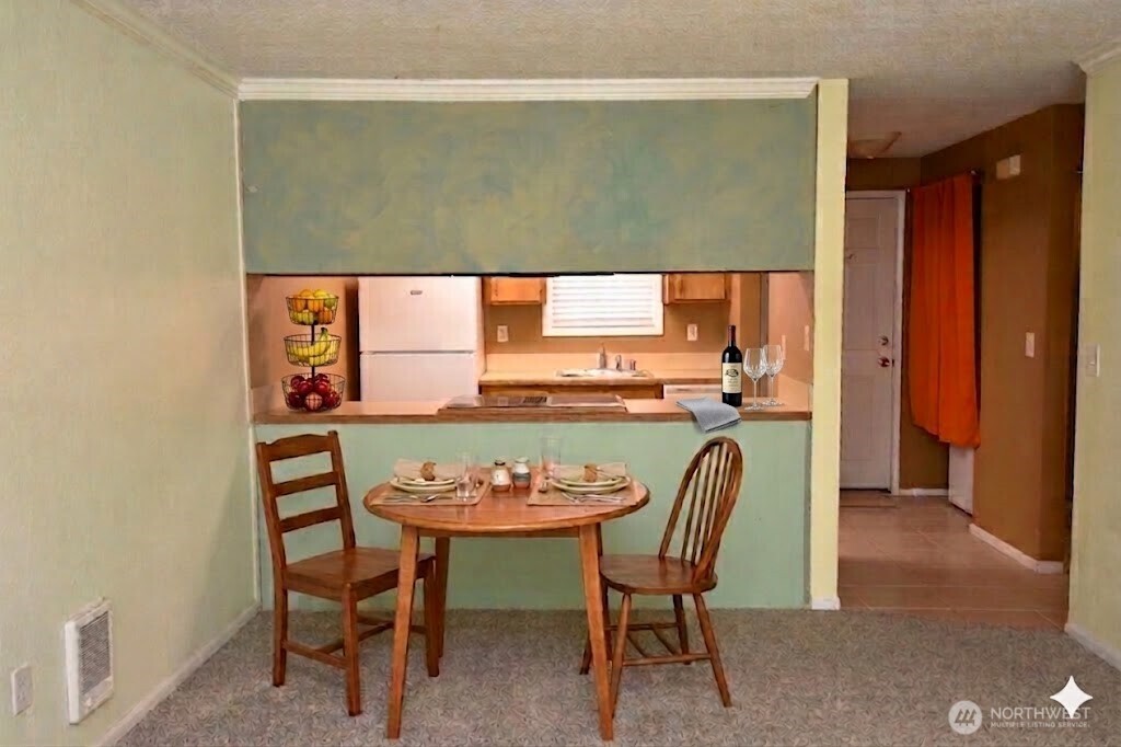 2629 Rucker Avenue, Unit 3 Everett, WA 98201 - Photo 4 of 15