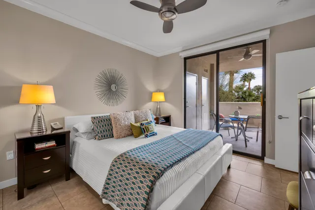 $529,000 | 1028 East Palm Canyon Drive, Unit 207, Palm Springs, CA 92264