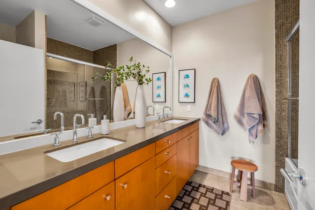 $529,000 | 1028 East Palm Canyon Drive, Unit 207, Palm Springs, CA 92264