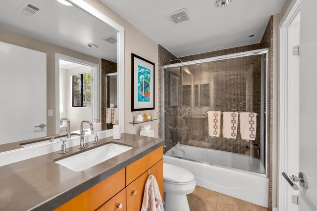 $529,000 | 1028 East Palm Canyon Drive, Unit 207, Palm Springs, CA 92264