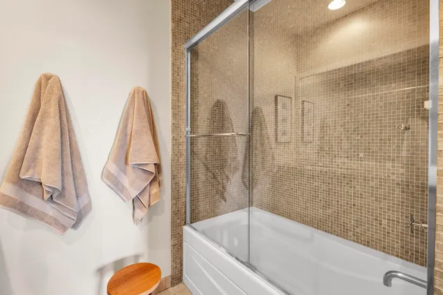 $529,000 | 1028 East Palm Canyon Drive, Unit 207, Palm Springs, CA 92264