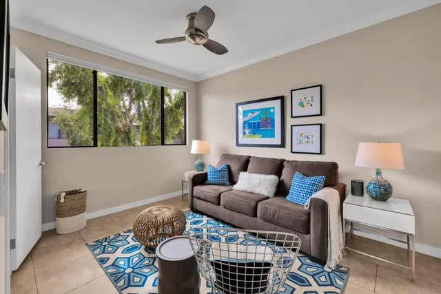 $529,000 | 1028 East Palm Canyon Drive, Unit 207, Palm Springs, CA 92264