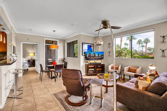 $529,000 | 1028 East Palm Canyon Drive, Unit 207, Palm Springs, CA 92264